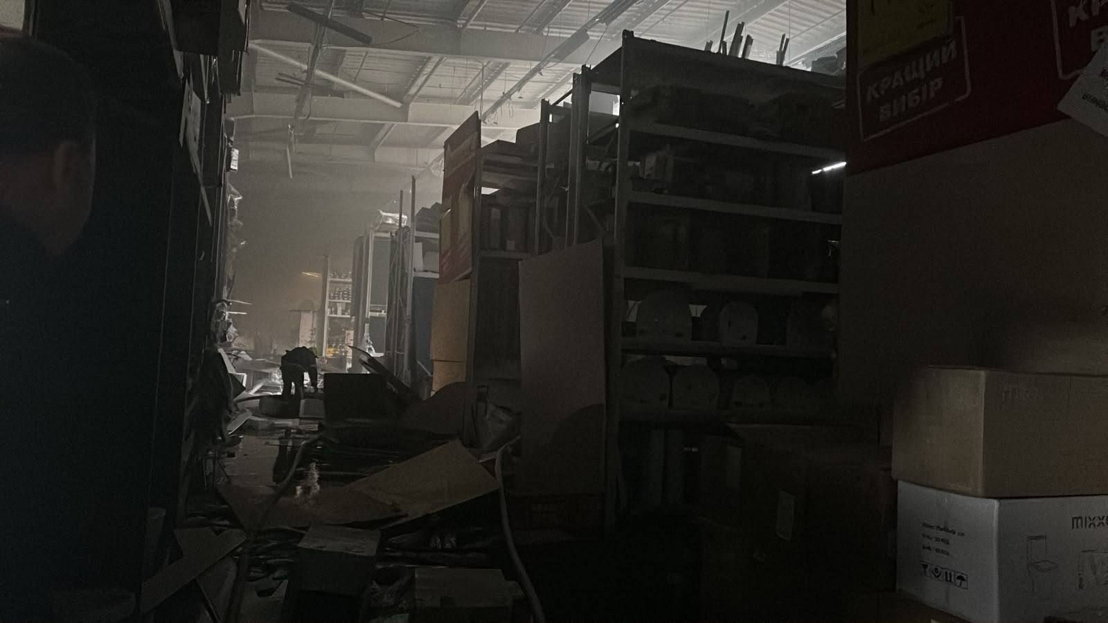 На Одещині під ударами ворога склади з медикаментами, продовольчими та побутовими товарами