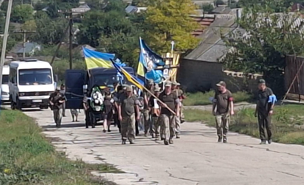 У Кубейській громаді попрощалися з полеглим військовослужбовцем Мержаном Олександром