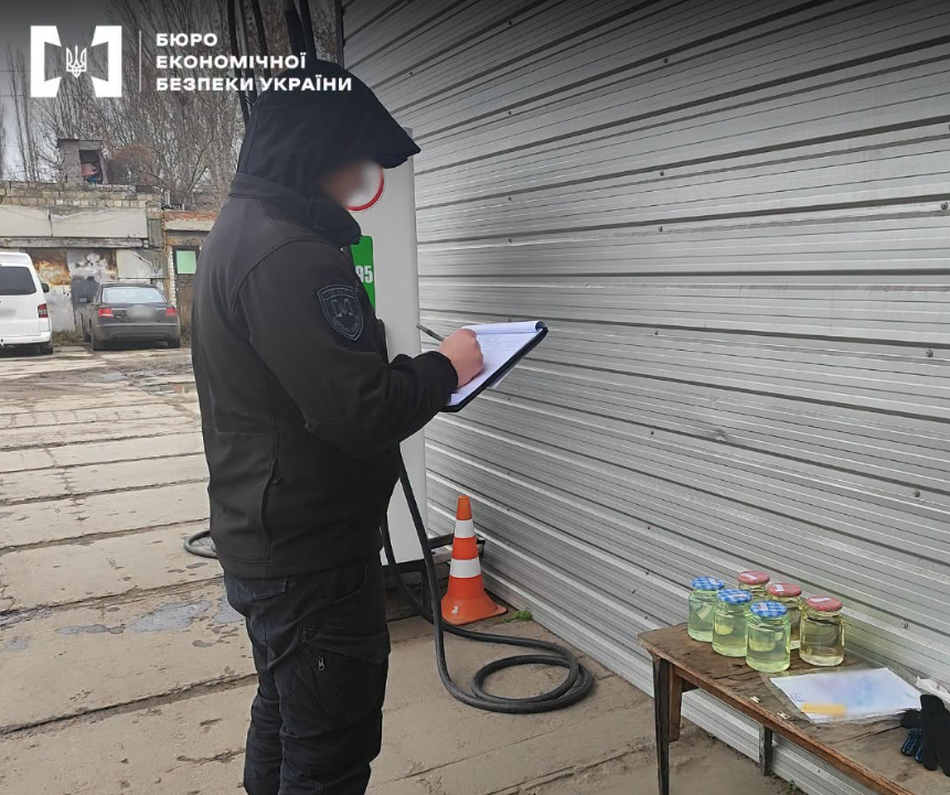 Житель Болградського району організував мережу нелегальних АЗС на Одещині: суд призначив йому покарання