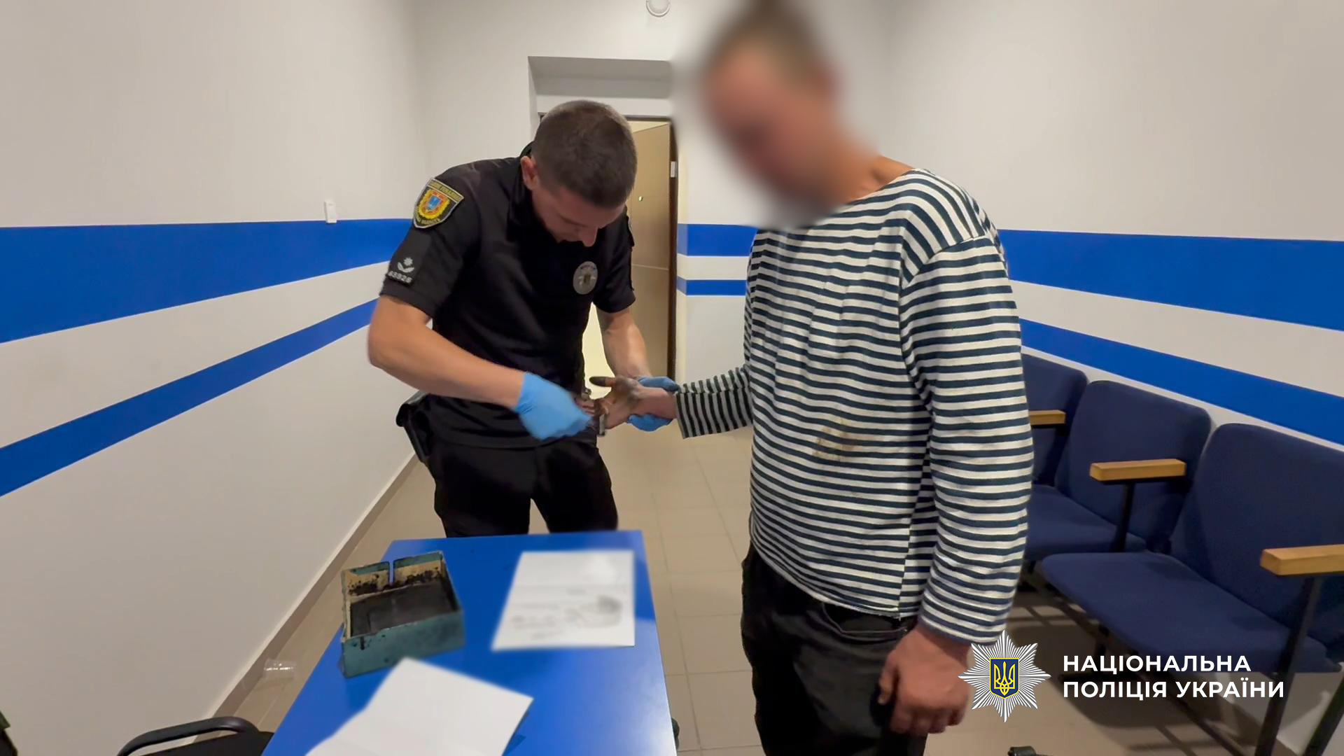  зарізав знайомого і відтягнув тіло на кладовище